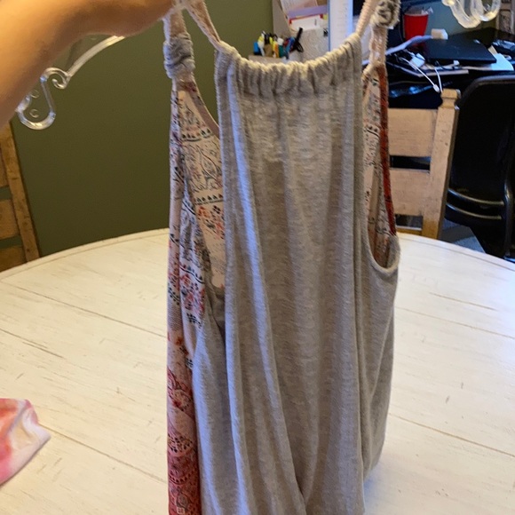 Tank - Picture 3 of 3